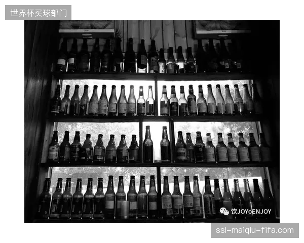 当体育场馆的夜间灯光与喧闹声侵扰到周边社区时，所谓的“开放共享”是否正在制造新的社会矛盾？